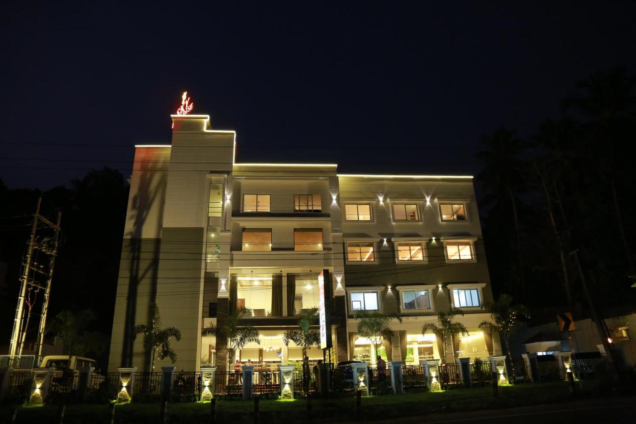 Hotel Sky Paradise Iritti Exterior foto
